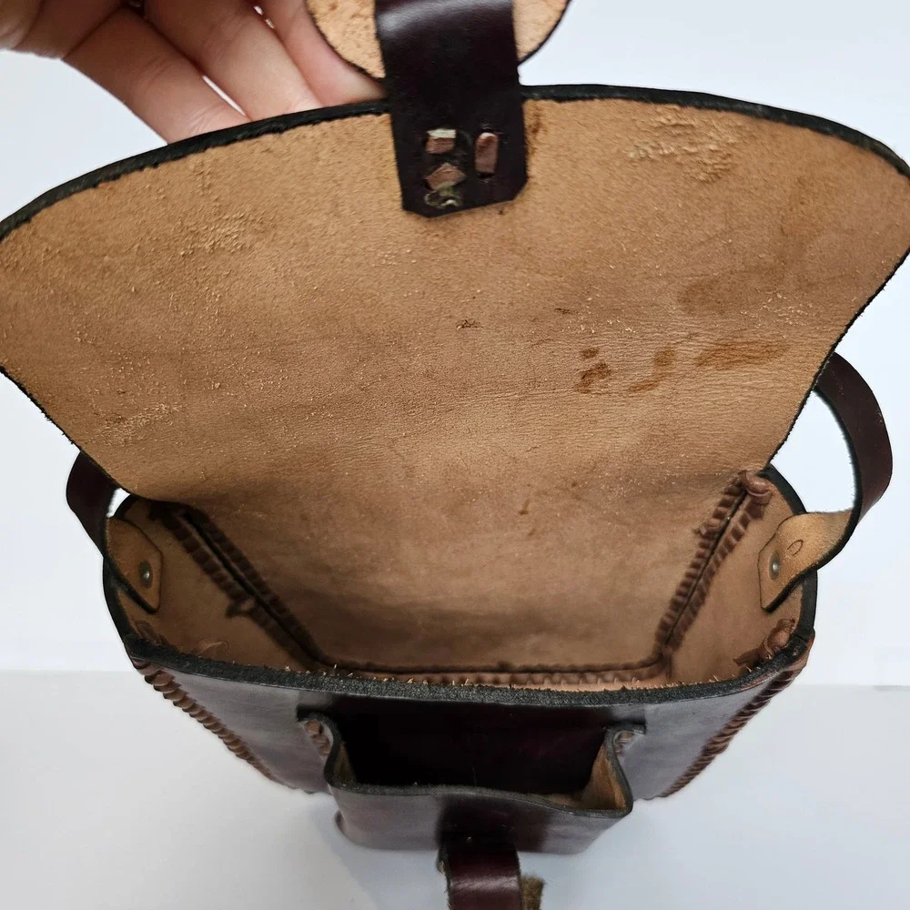 N/A handcrafted leather